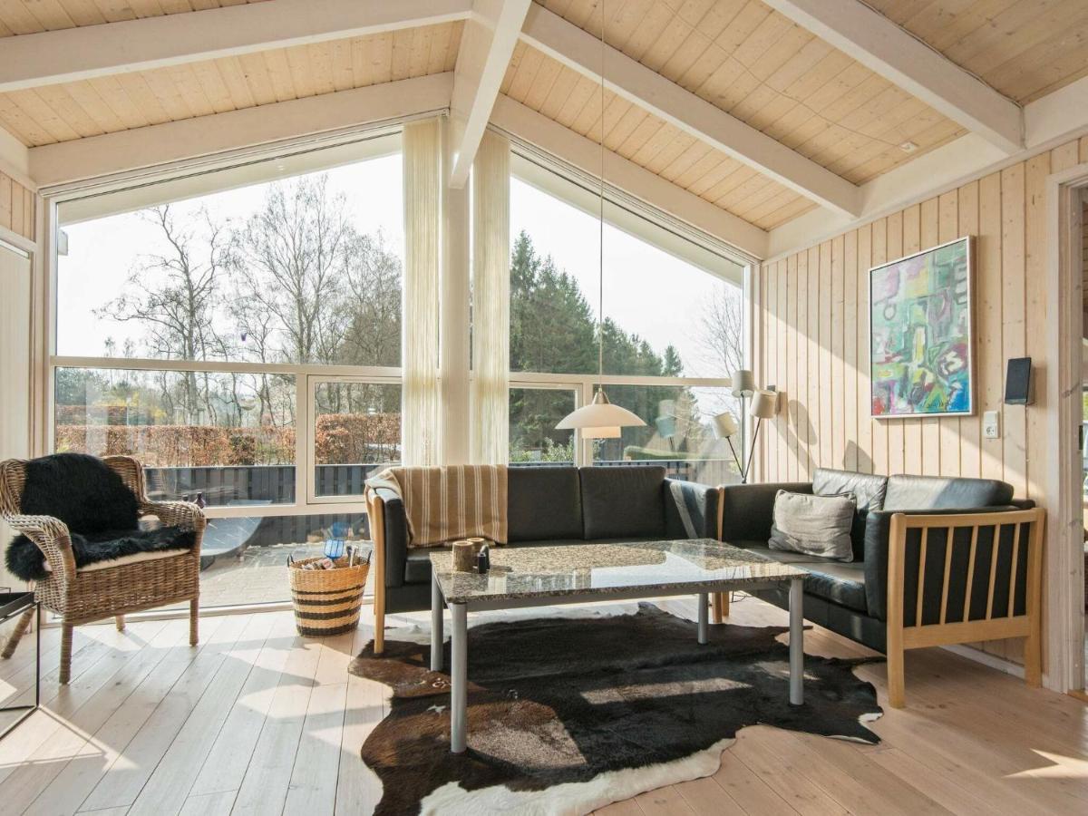 6 Person Holiday Home In Ebeltoft Exterior photo